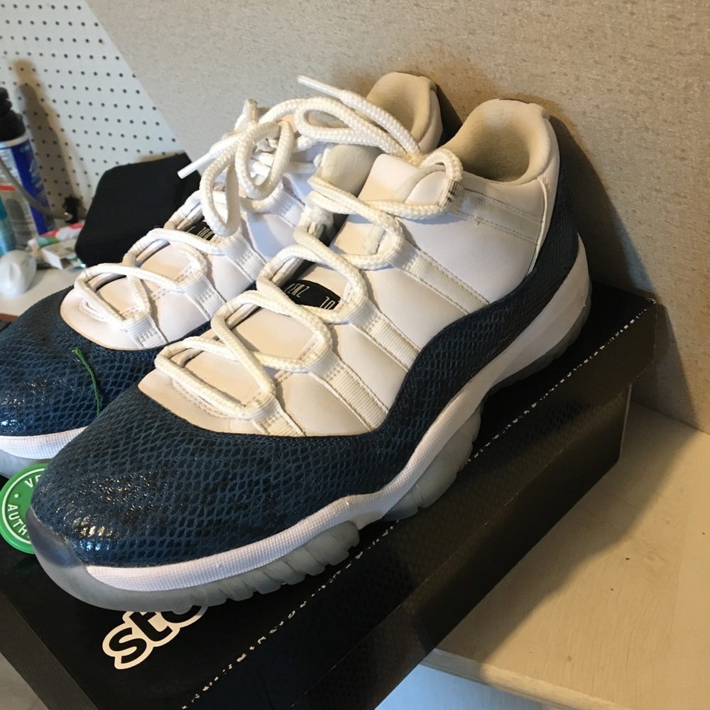 Retro 11 low tops